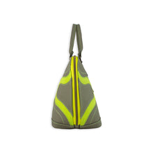 Load image into Gallery viewer, Mun-Yun Flower