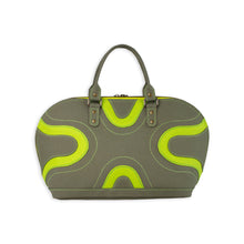 Load image into Gallery viewer, Mun-Yun Flower